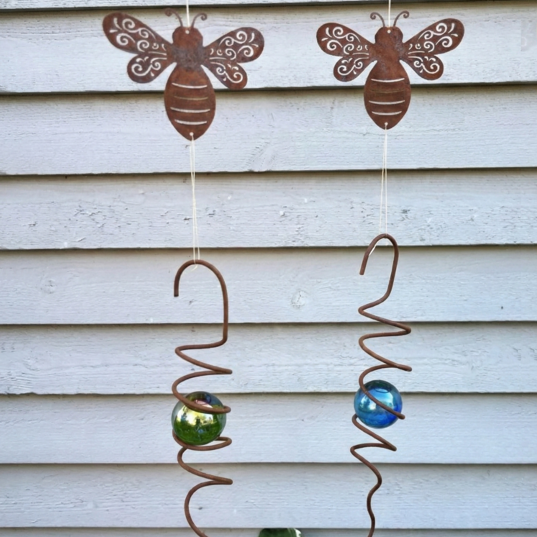 Vindspiral med humlebi | Med grøn glaskugle