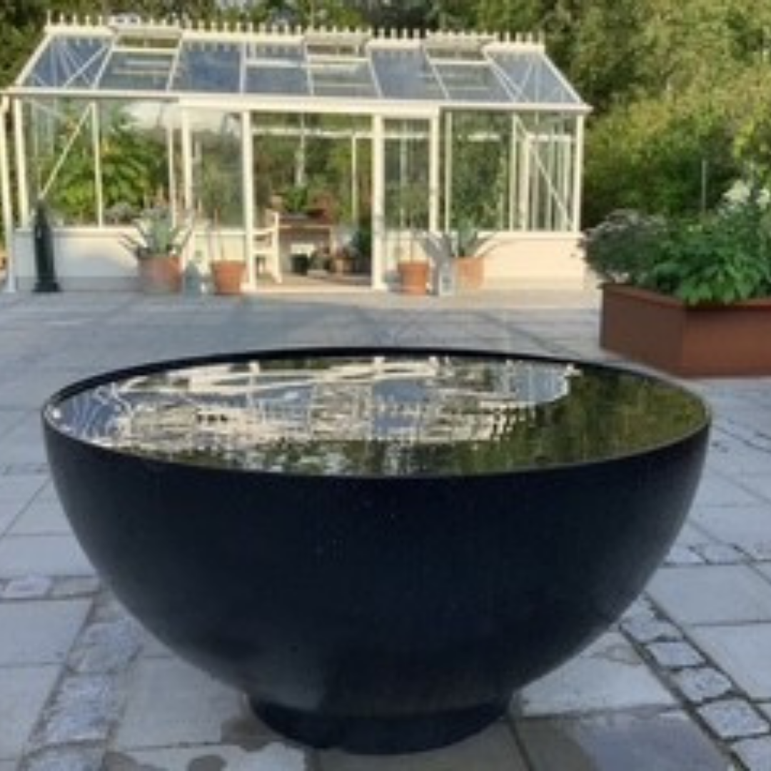 Sort bowle med fod-Ø100 | Zinkbakken